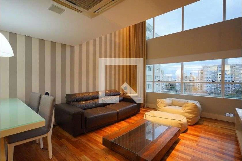 Furnished 1-bedroom apartment with an open kitchen — photo 3