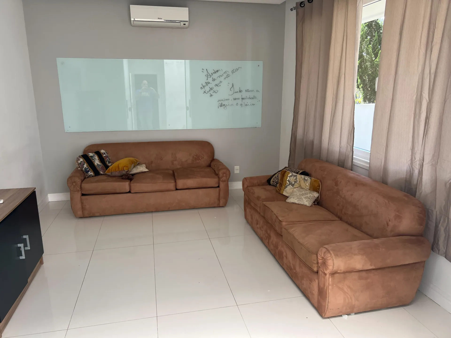 Furnished house with 6 en-suite bedrooms and private BBQ — photo 26