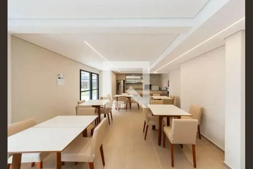 2-bedroom apartment in a building with a gym — photo 25