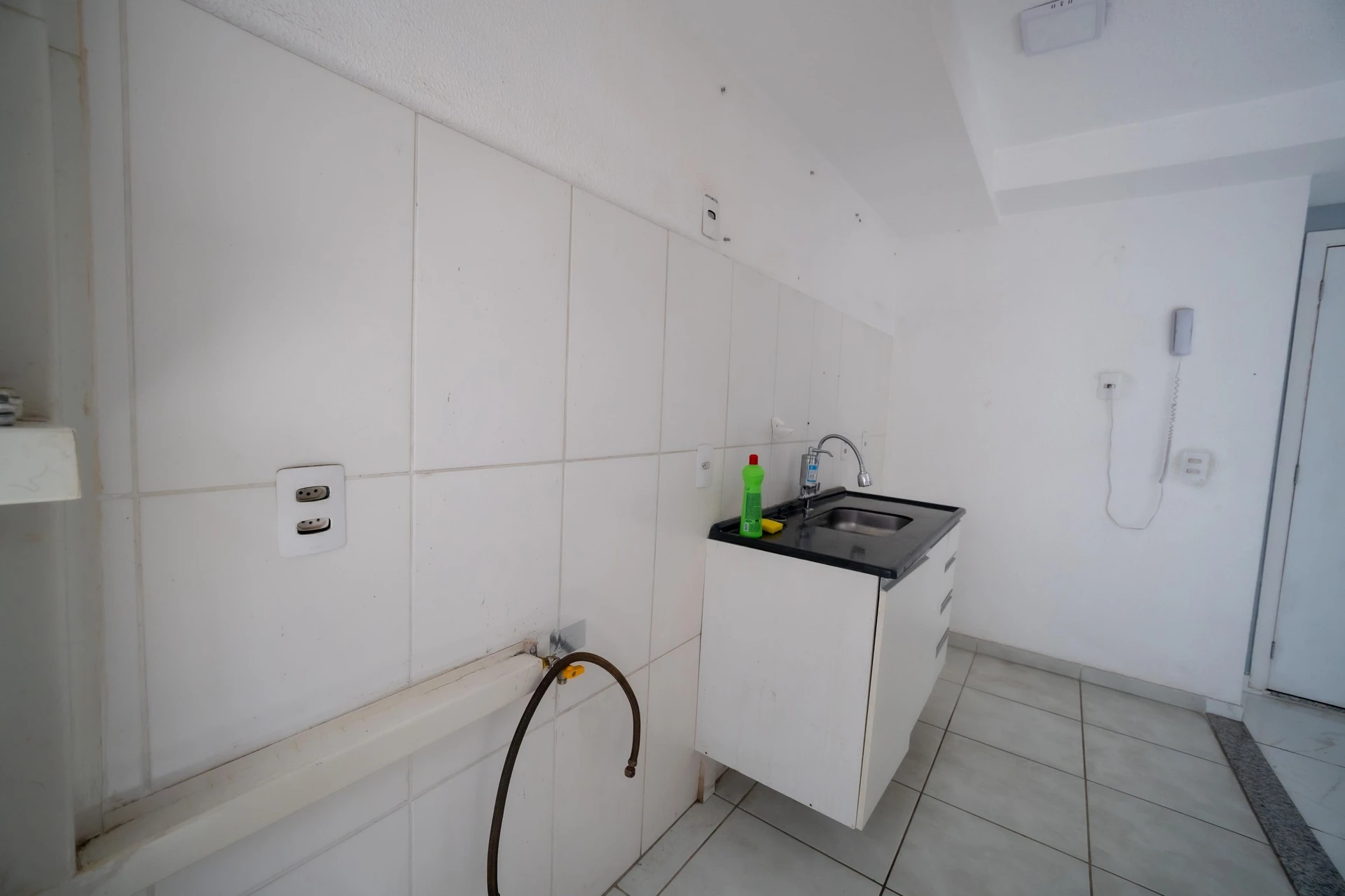 2-bedroom apartment with 1 bathroom and 1 parking spot — photo 34
