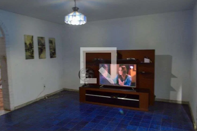 200 m² house with a garden and a mountain view — photo 3