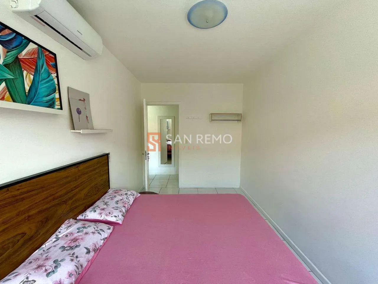 One-bedroom apartment with a home office in Florianópolis — photo 14