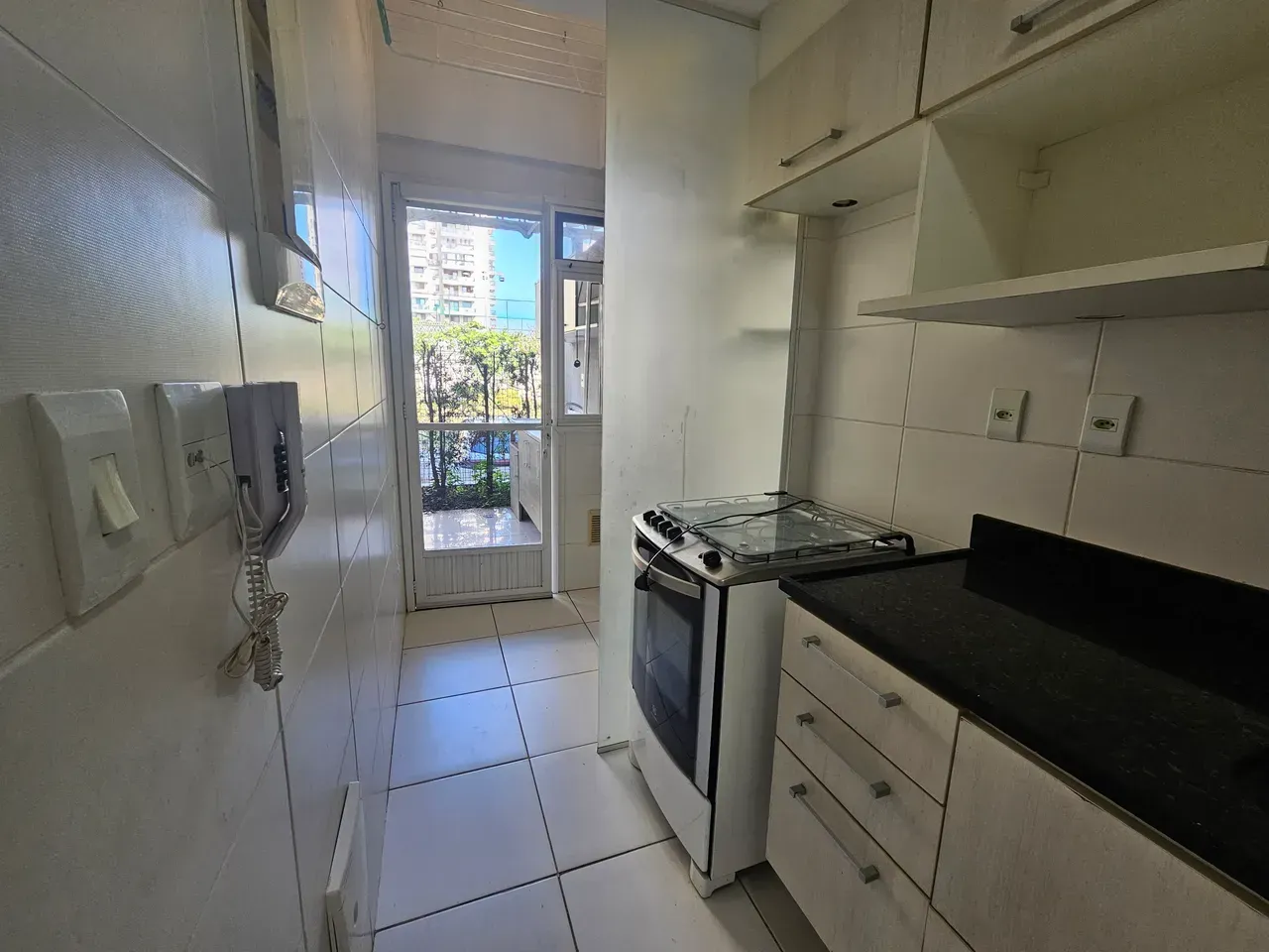 Apartment with 2 bedrooms, 3 bathrooms and 2 parking spots — photo 17