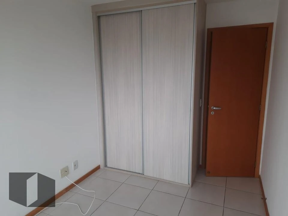 3-bedroom apartment with balcony and city views — photo 24