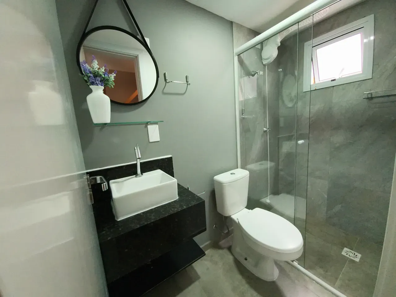 Home office in a one-bedroom apartment, 27 m² — photo 11