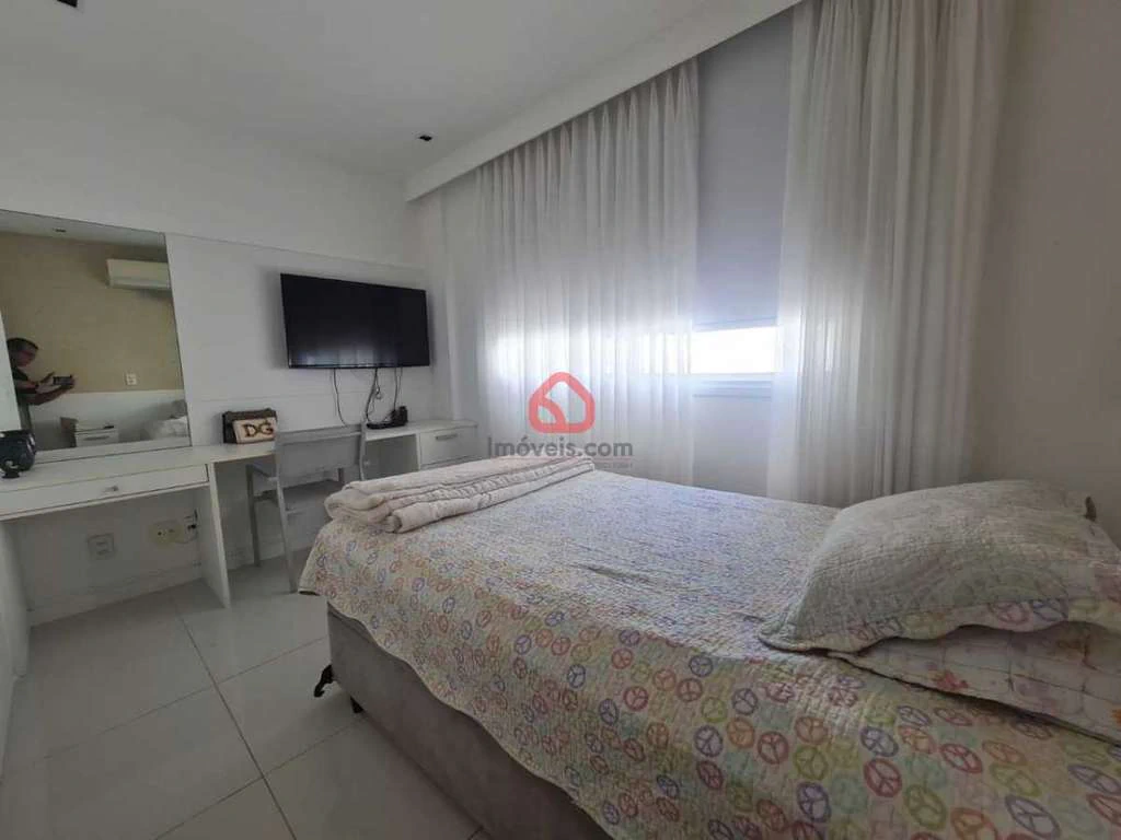 Condo house with 3 en-suite bedrooms and 400 m² — photo 16
