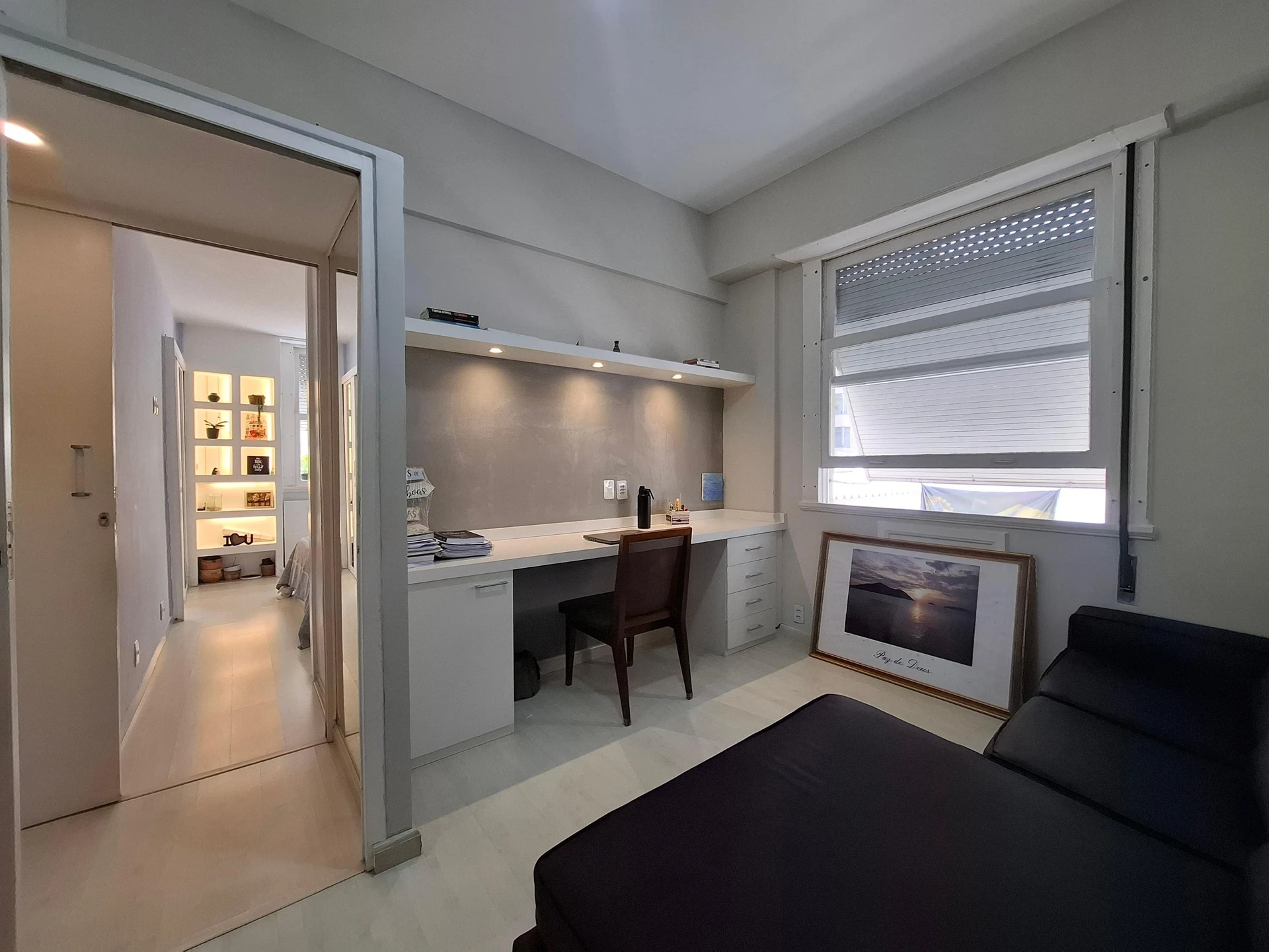 Furnished apartment, 100 m², with floor-to-ceiling windows — photo 9
