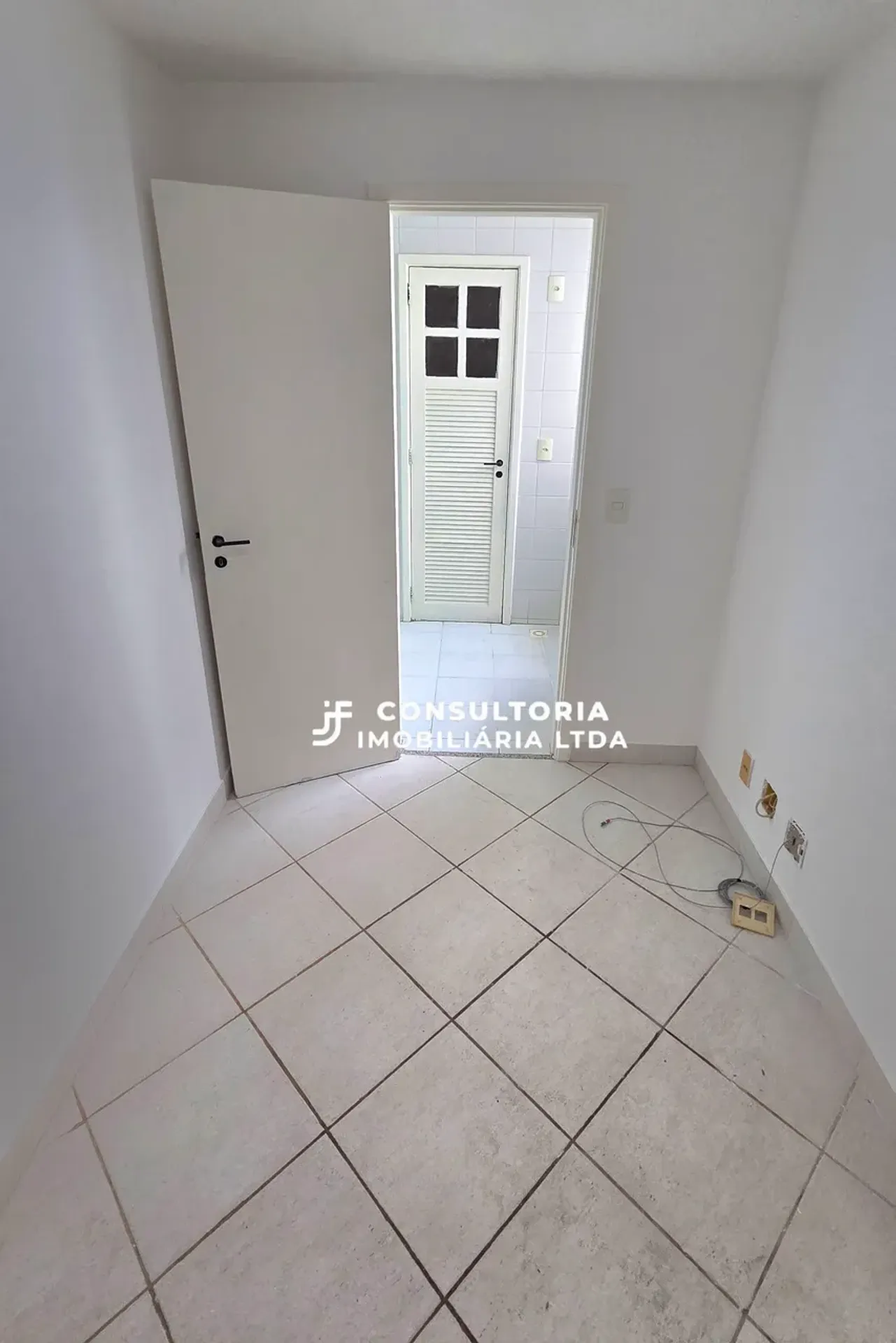 Квартира: 3 спальні, 1 з власною ванною кімнатою, 128 м² — photo 26