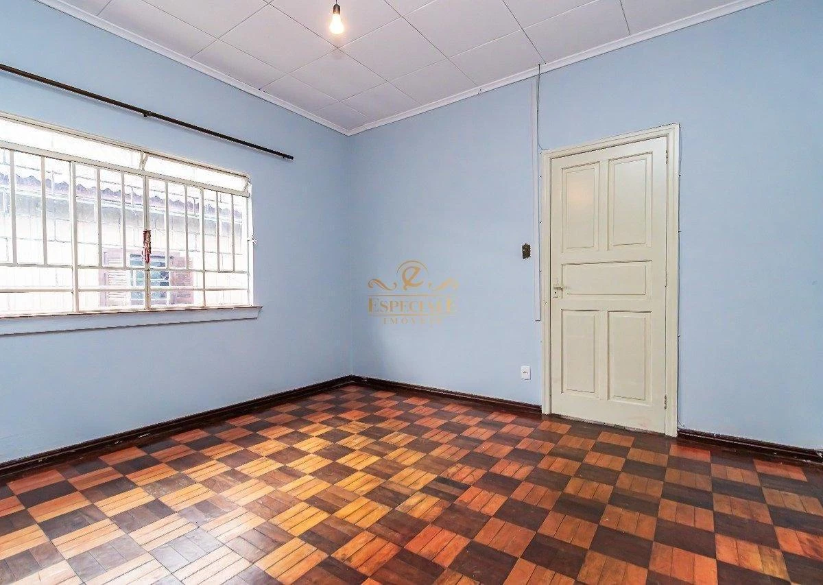 Bañera y 3 dormitorios: casa de 145 m² — photo 28