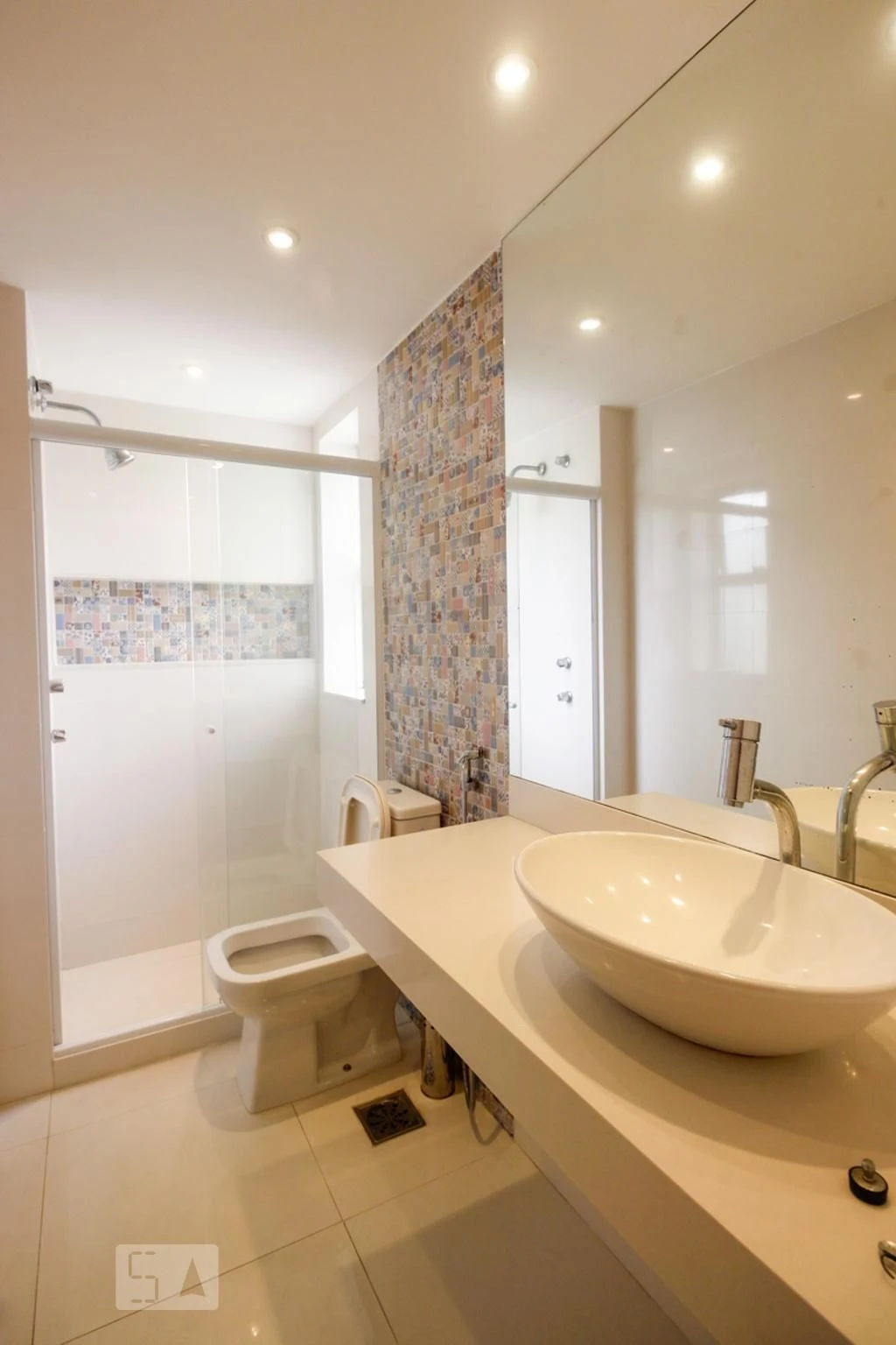 Furnished apartment, 90 m², with a glass-enclosed balcony — photo 41