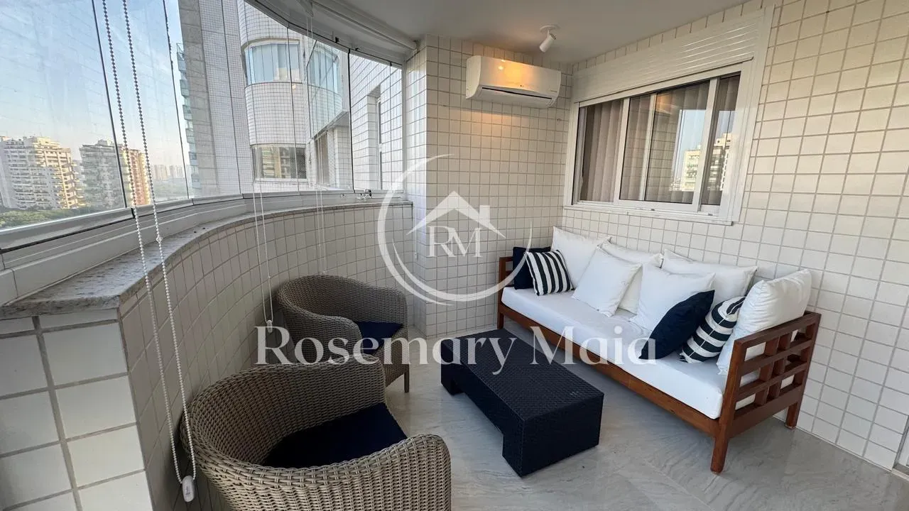 179 m² apartment with 3 bedrooms and 3 parking spaces — photo 18