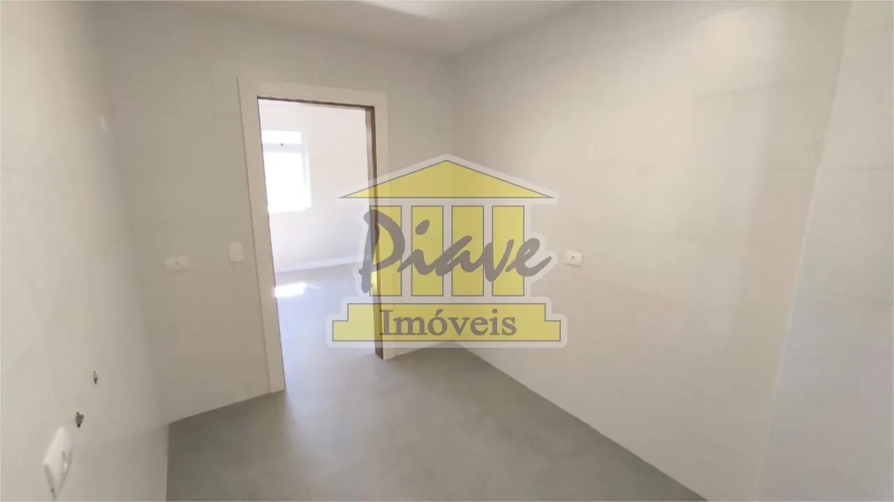 Будинок: 3 спальні, 1 з власною ванною кімнатою, 250 м² — photo 9