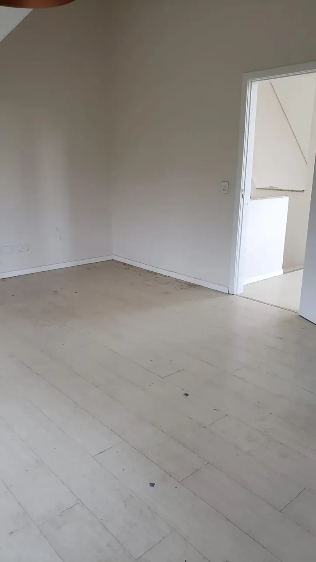 Casa com 4 quartos e 4 banheiros, 250 m² — photo 32