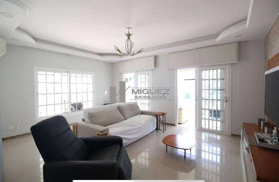 Casa mobiliada com varanda, 3 quartos e piscina — photo 5