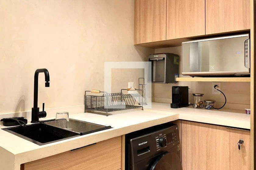 Furnished apartment, 42 m², with a home office — photo 13