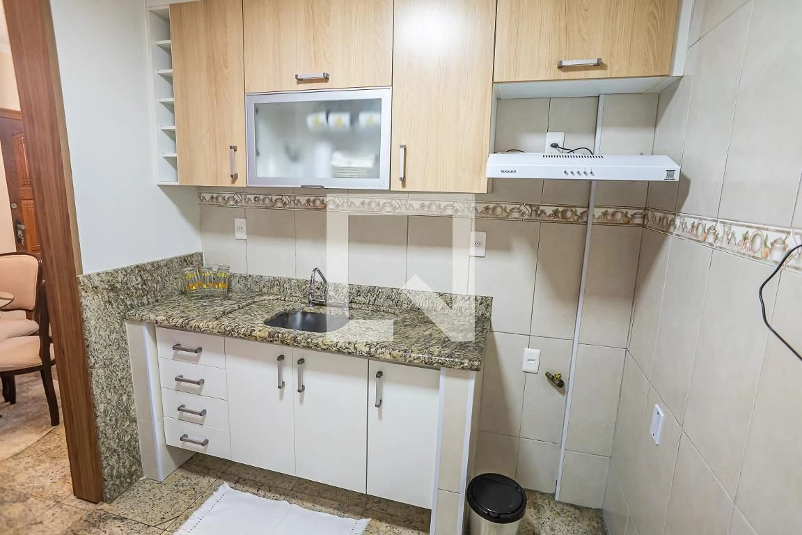 Furnished apartment with private garden and 2 bedrooms — photo 14