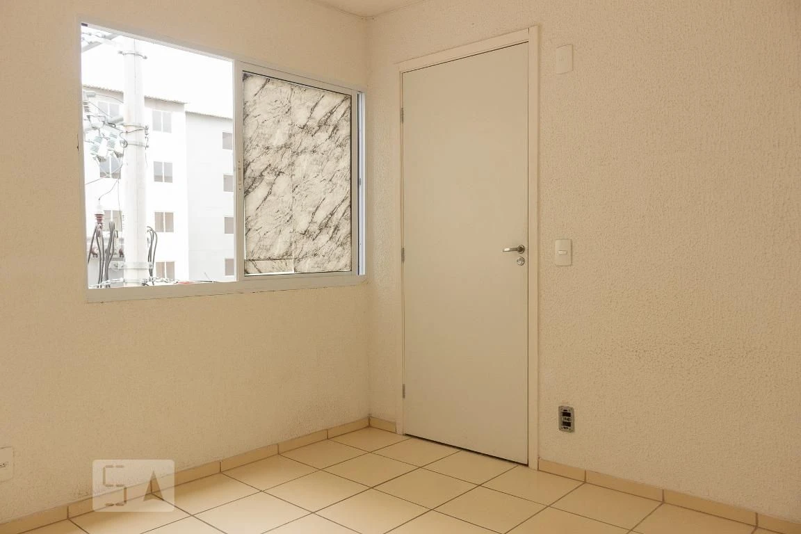 Unfurnished 2-bedroom apartment with closed kitchen — photo 22
