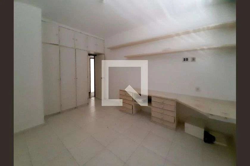 House with 6 bedrooms and 9 bathrooms, 911 m² and 3 parking — photo 4