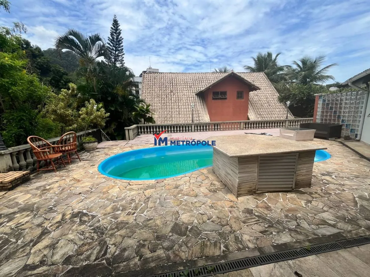 5-bedroom house with a jacuzzi in Rio de Janeiro — photo 43