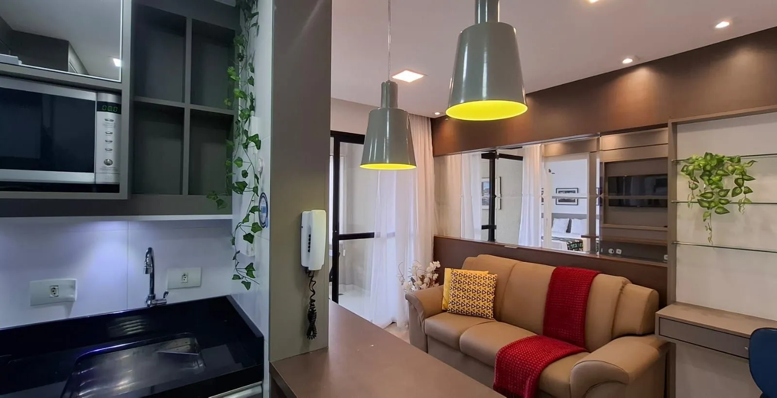 Furnished apartment, 35 m², with a home office — photo 9