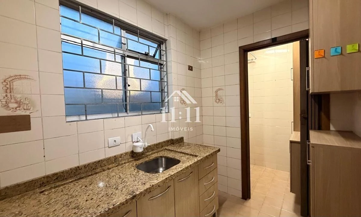 3-bedroom apartment with separate kitchen and no parking — photo 3