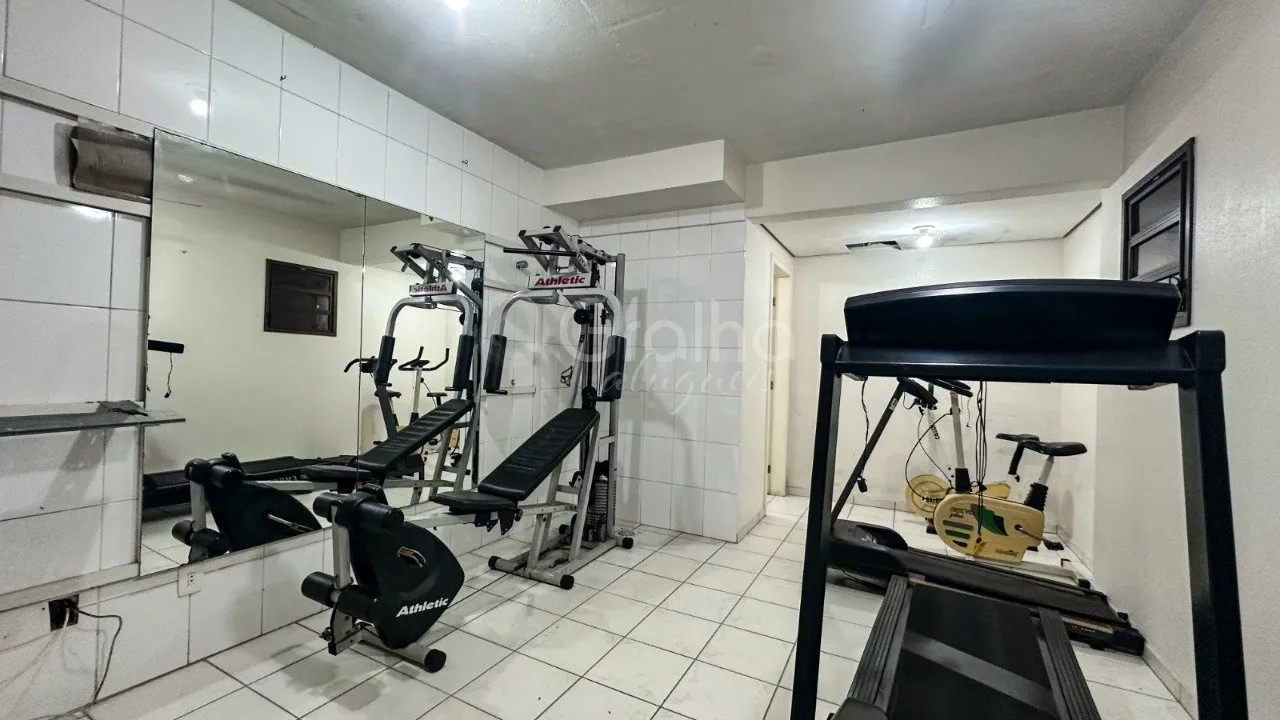 Furnished 3-bedroom apartment with an open-plan kitchen — photo 28