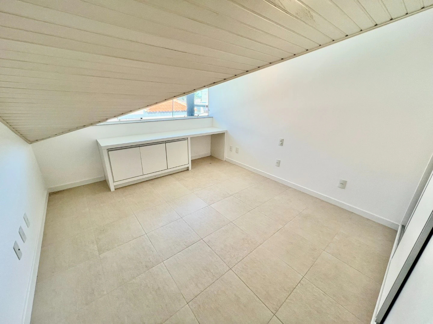 House, 95 m², with a grill on the balcony — photo 12
