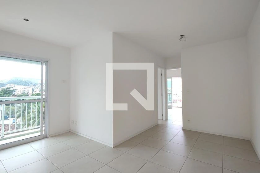 65 m² rental apartment with balcony and 2 bedrooms — photo 2