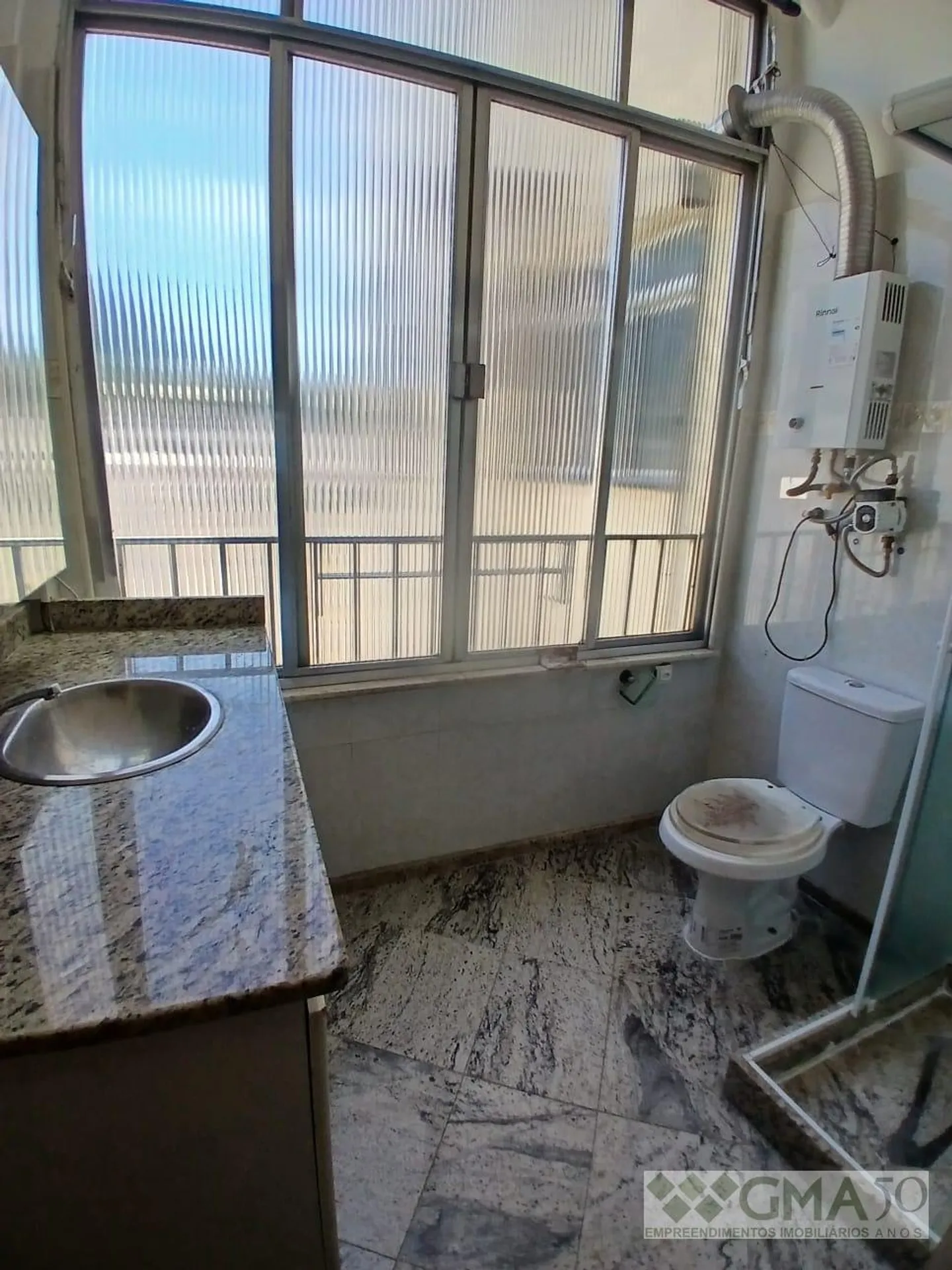 Floor-to-ceiling windows in a 5-bedroom apartment, 165 m² — photo 26