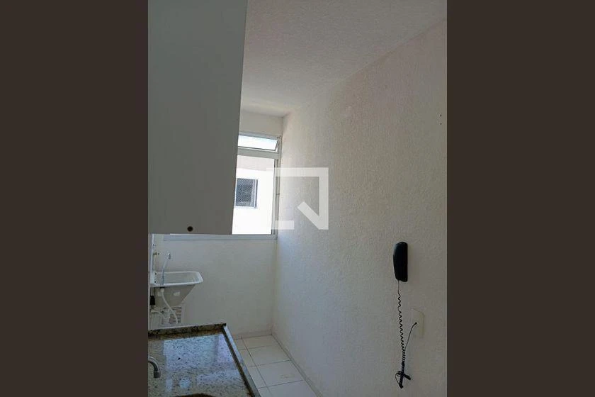 50 m² 1-bedroom apartment with fitted kitchenette and parking — photo 13
