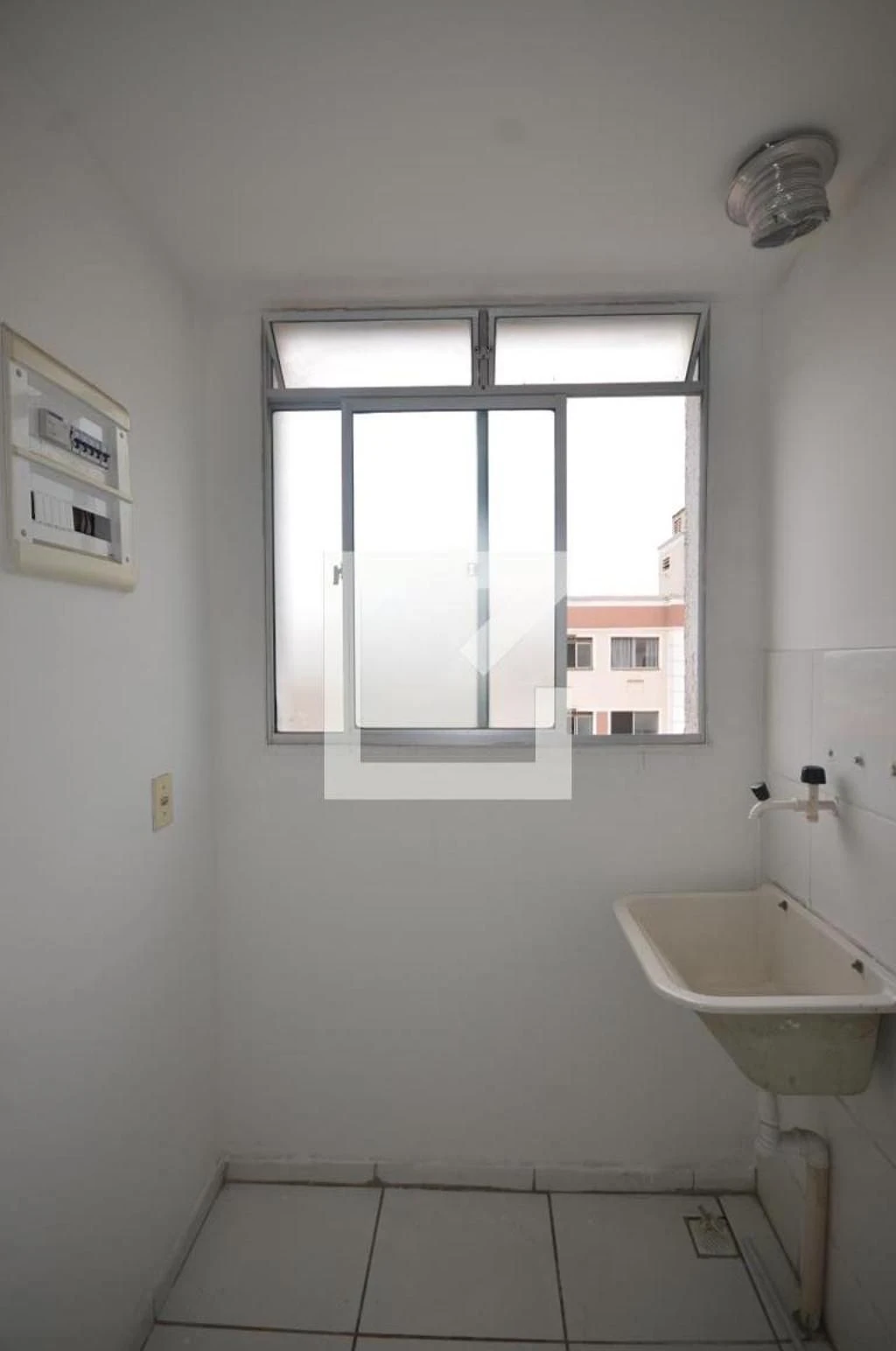 Unfurnished 2-bedroom apartment with 1 parking space — photo 21