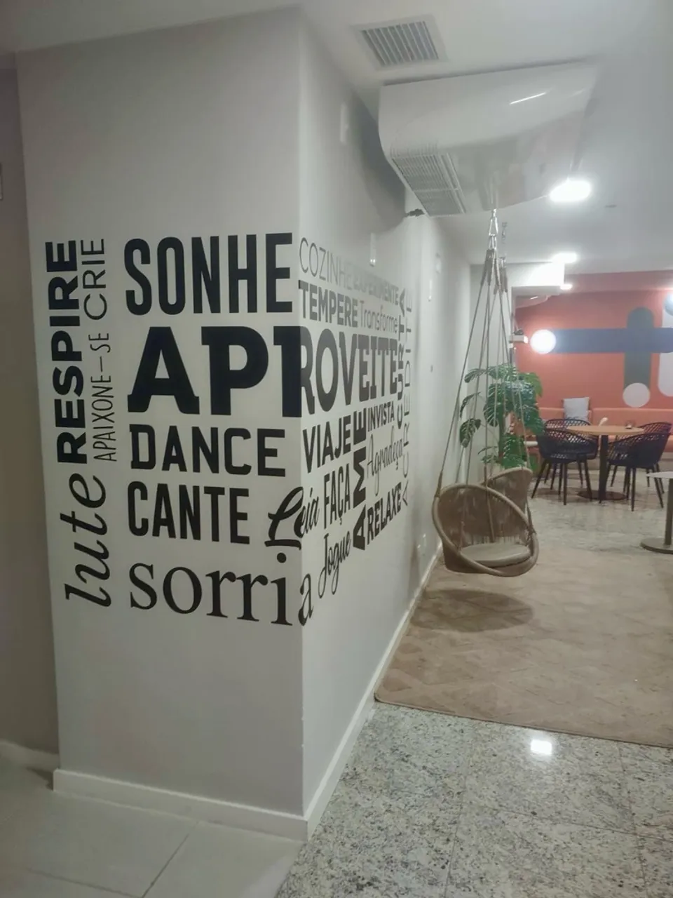 Furnished 30 m² studio with 1 bedroom and electric stove — photo 30