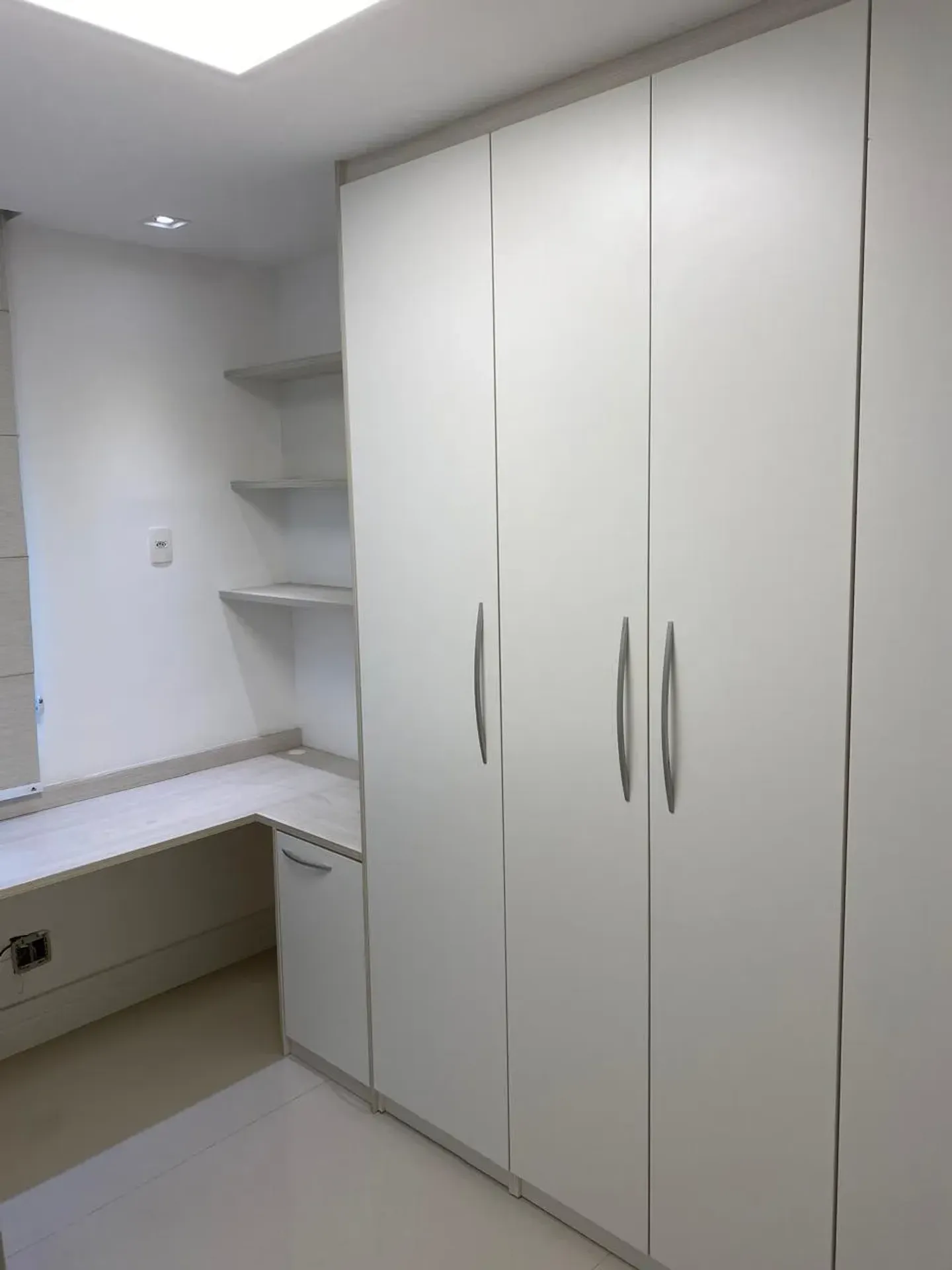 Home office in a 4-bedroom apartment, 110 m² — photo 23
