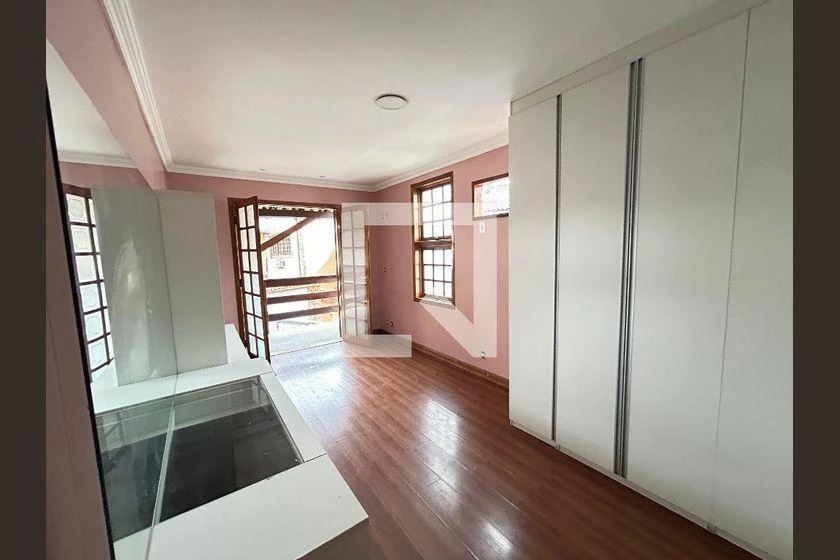 Casa com 3 quartos, suíte e cozinha a gás, 200 m² — photo 25