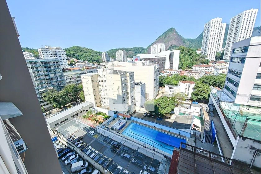 24 m² studio with 1 bedroom and glassed balcony — photo 6