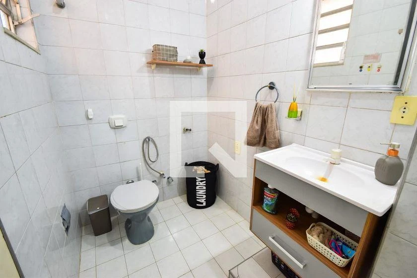 65 m² apartment with a washing machine and a bathtub — photo 19