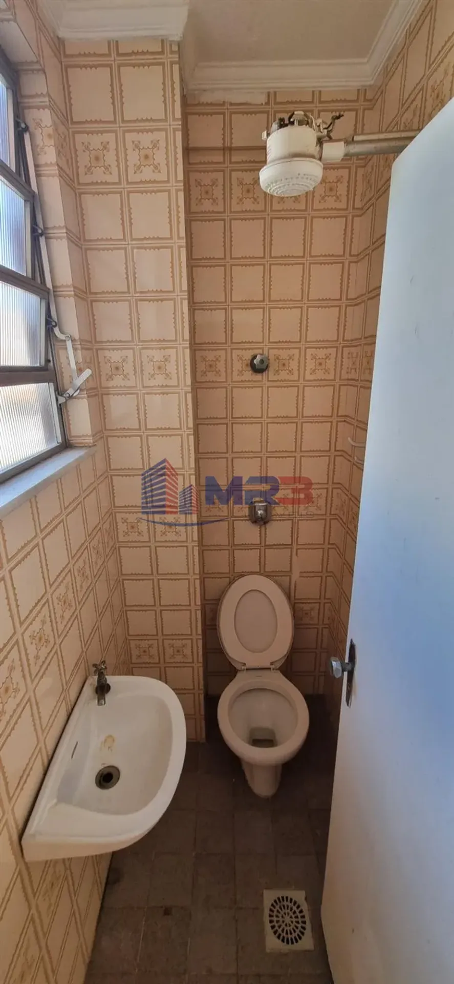 Departamento de 2 dormitorios con piso de madera o laminado — photo 5