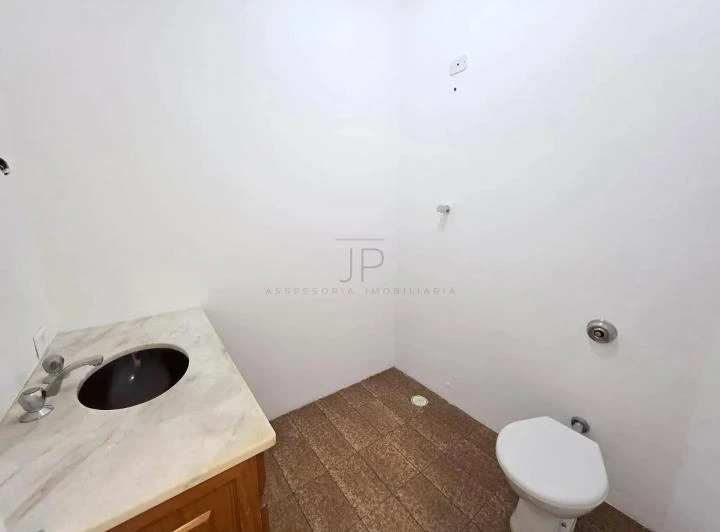 70 m² unfurnished apartment with 1 bedroom and air conditioning — photo 4