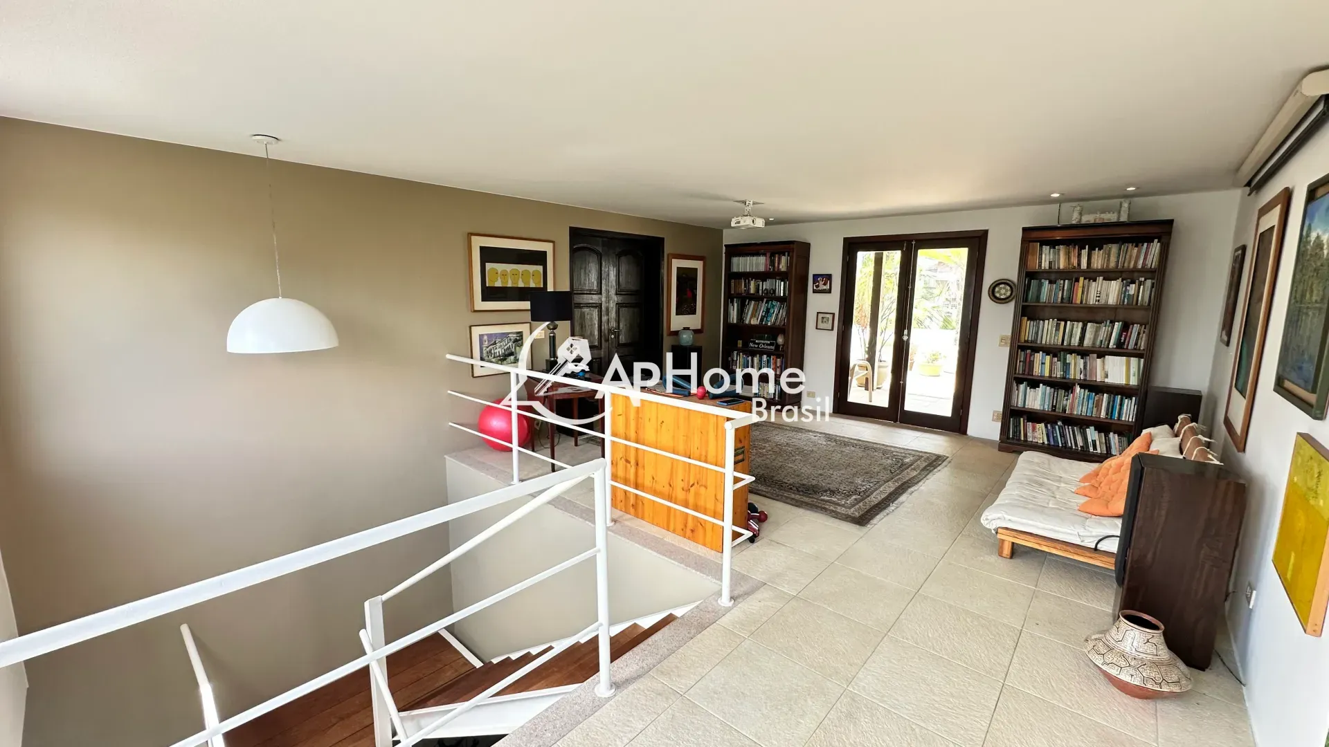 Apartment with 4 bedrooms, closed kitchen — photo 29