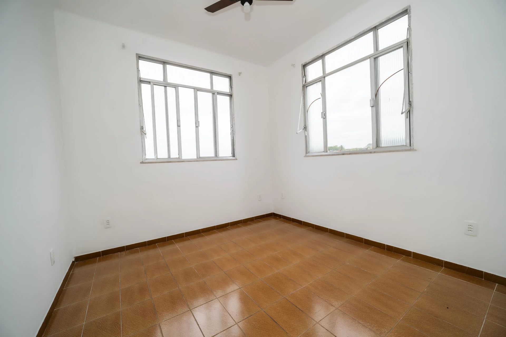 Garden in a 3-bedroom house, 200 m² — photo 25