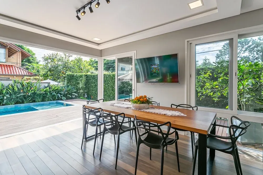 5-bedroom house with 420 m² and 5 bathrooms, integrated kitchen — photo 26