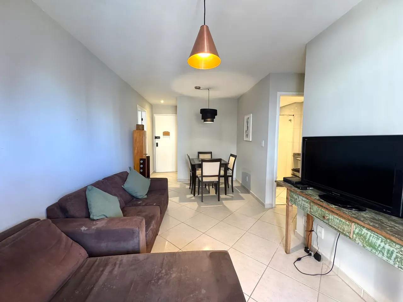 Furnished apartment with a balcony and 2 bedrooms — photo 14