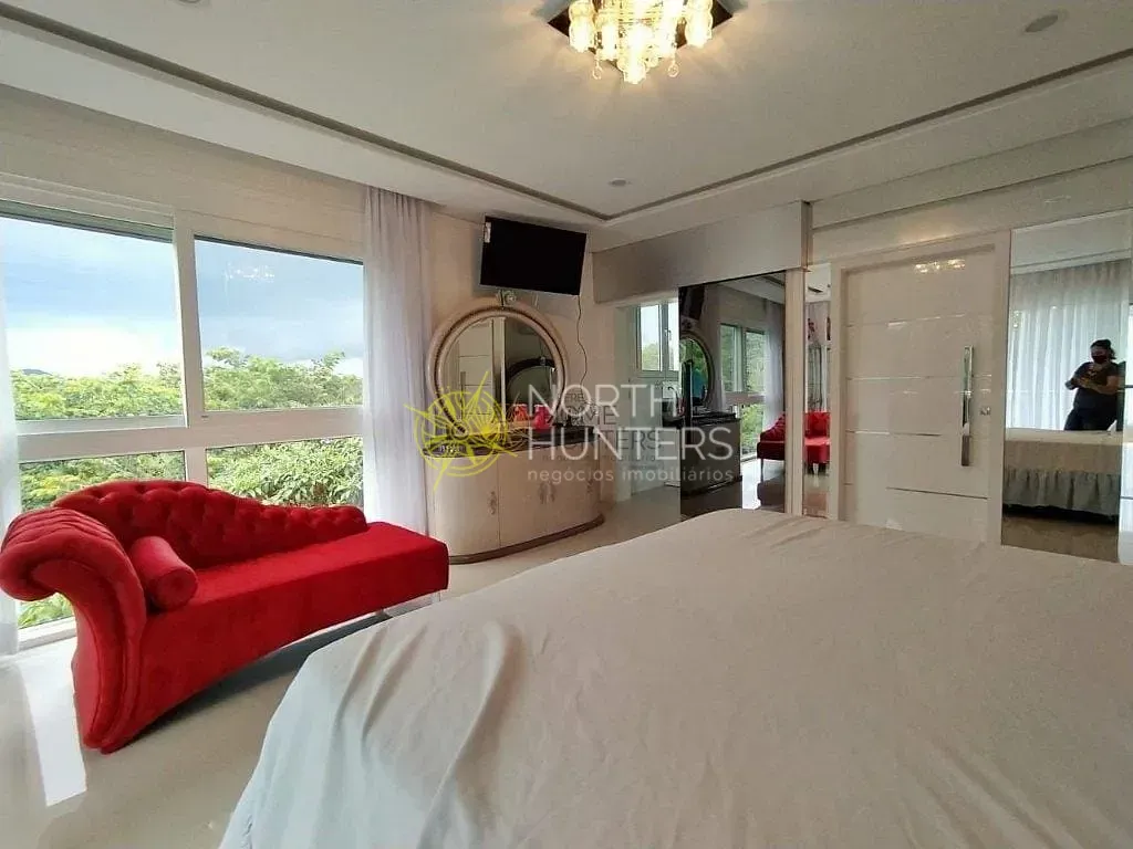 Casa com 6 suítes e 800 m² com 4 vagas — photo 10