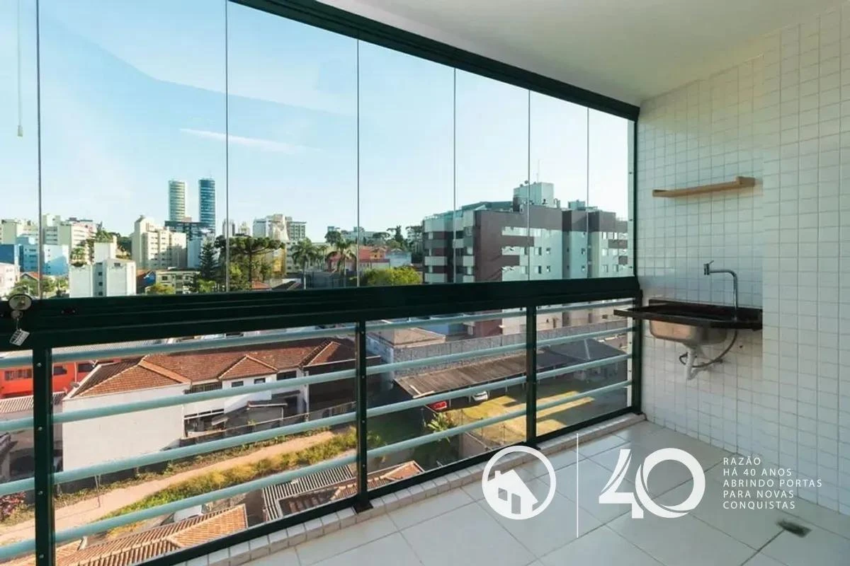 4-bedroom apartment with floor-to-ceiling windows — photo 6