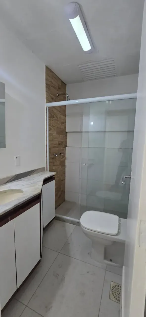 2-bedroom apartment with separate kitchen, pets allowed — photo 8
