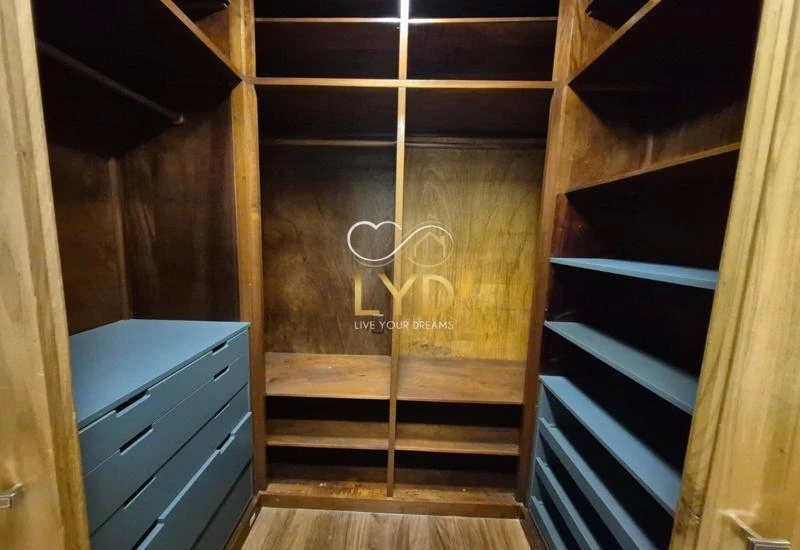 Apartment, 261 m², with a walk-in closet — photo 23