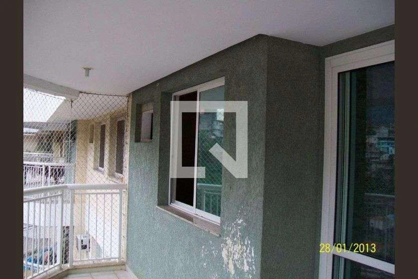 221 m² rental apartment with 4 bedrooms and a balcony — photo 11