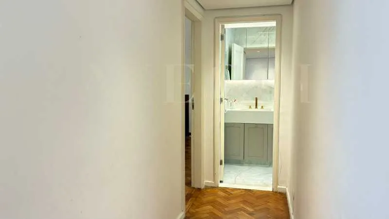 Гардеробна та 3 спальні: квартира 215 м² — photo 21