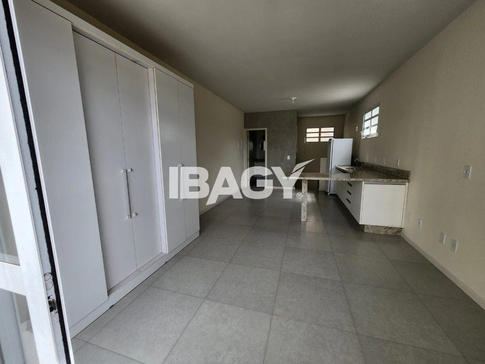 38 m² studio in Florianópolis — photo 9