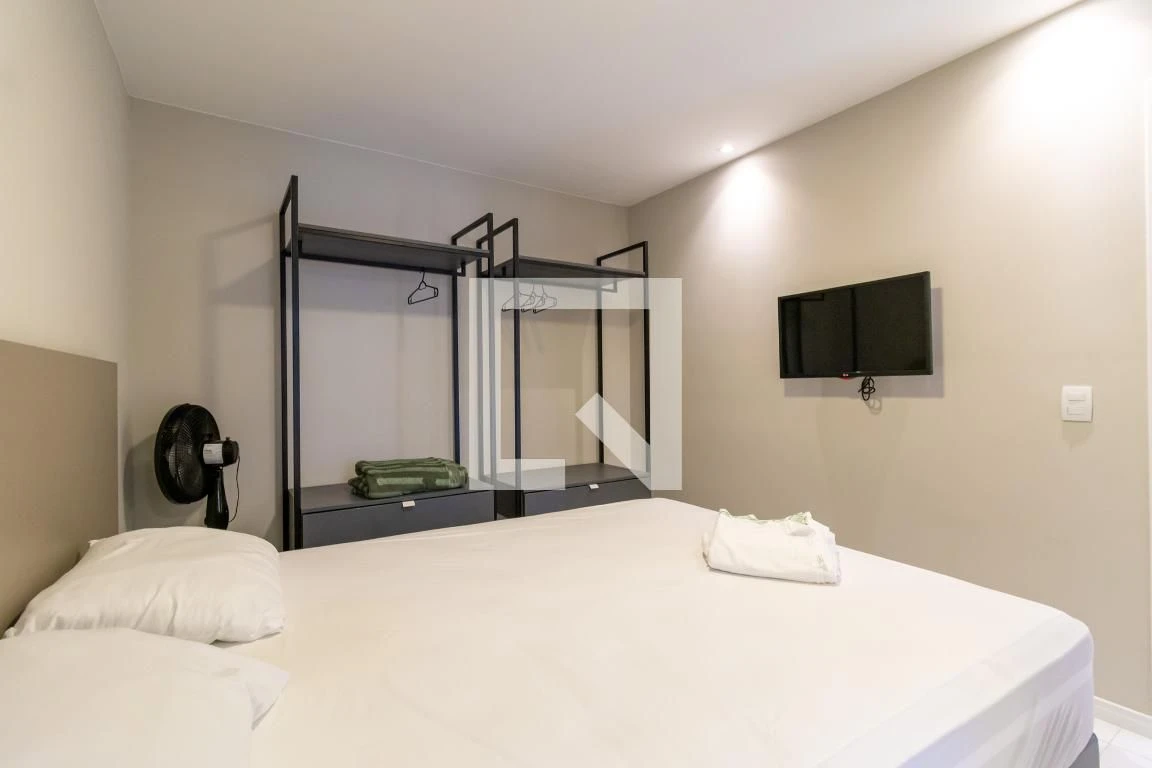 Apartamento mobiliado com 2 quartos e piscina no condomínio — photo 23